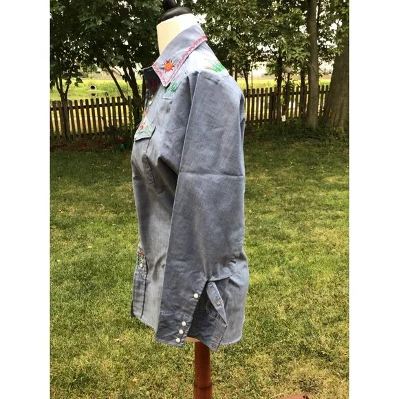 Vintage Sears Embroidered Western Shirt M Denim Floral Design Long Sleeve - Picture 6 of 11